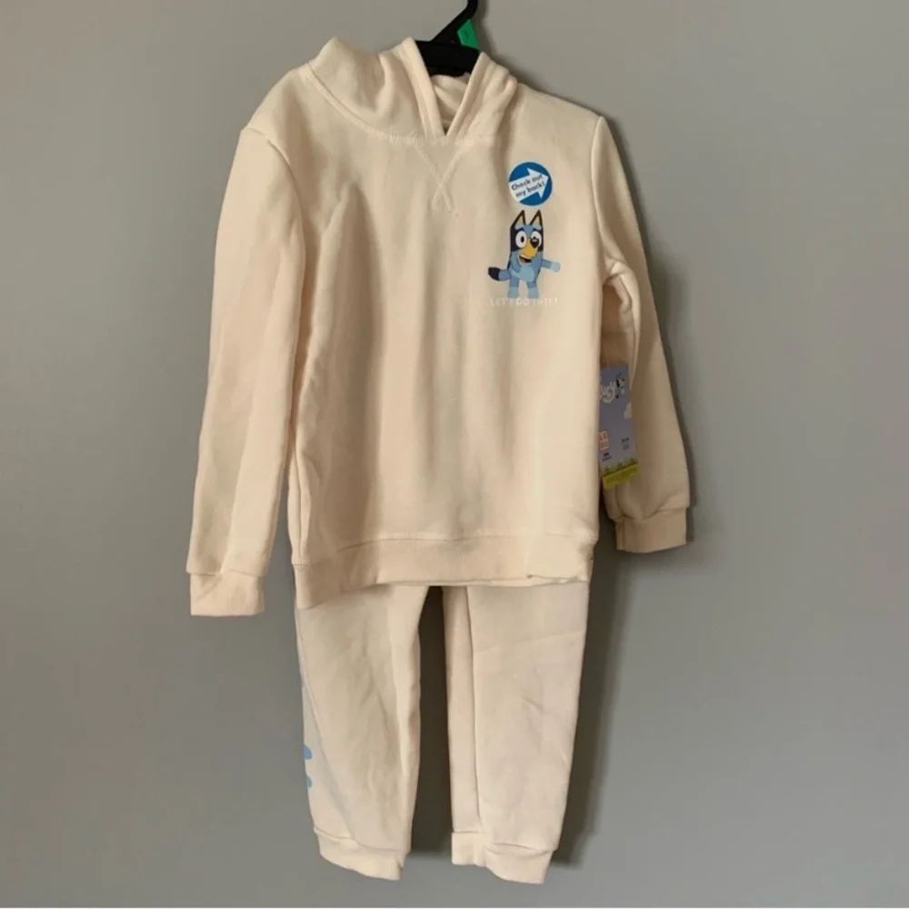 NWT. BLUEY Kids Hoodie & Jogger Set